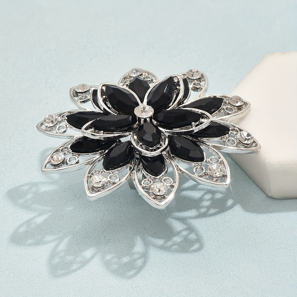 Everyday Floral Embellished Ring for Parties & Weddings